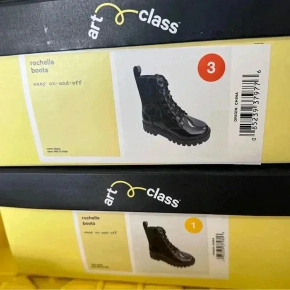 NWT GIRLS ART class boots - Picture 3 of 3